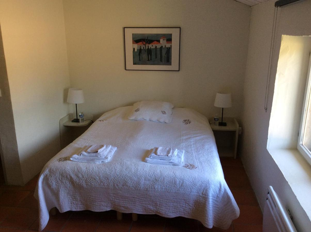 La Bergerie De Castellan Bed & Breakfast Verquieres Dış mekan fotoğraf